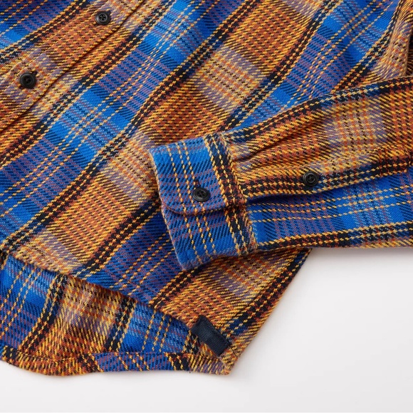 M’s Blanket Shirt - Picture 4 of 5